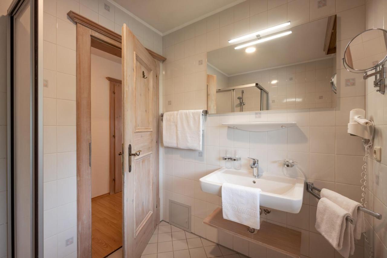 Hotel Schmiedboden Oberndorf in Tirol Kültér fotó