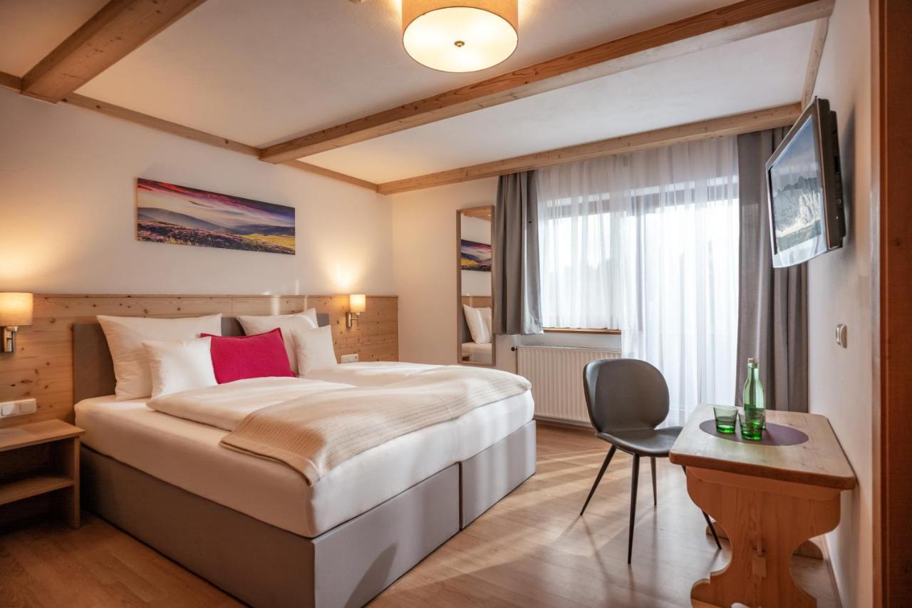 Hotel Schmiedboden Oberndorf in Tirol Kültér fotó