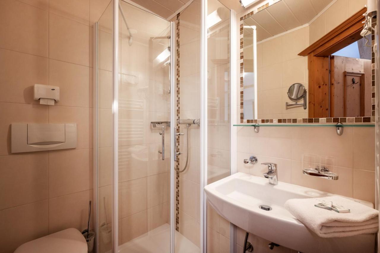 Hotel Schmiedboden Oberndorf in Tirol Kültér fotó