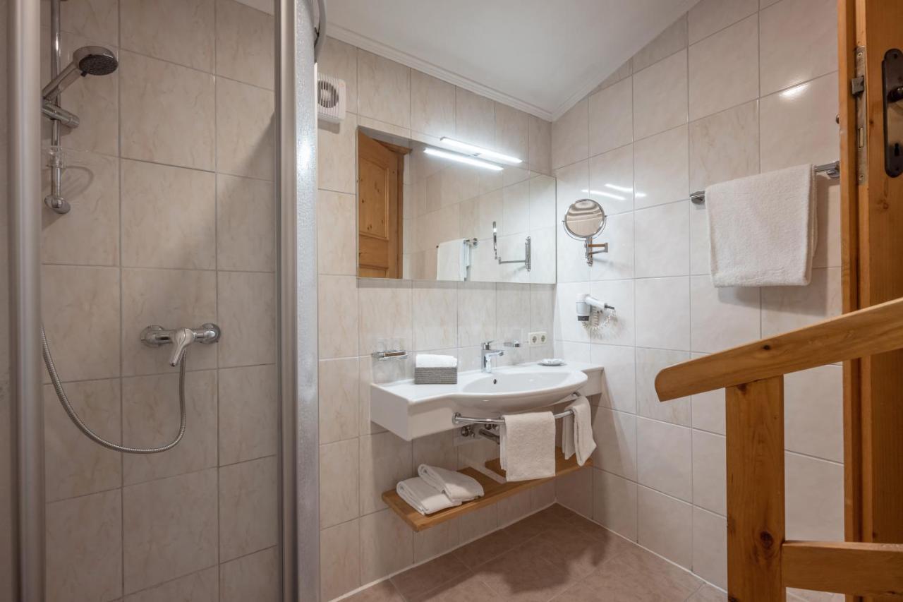 Hotel Schmiedboden Oberndorf in Tirol Kültér fotó